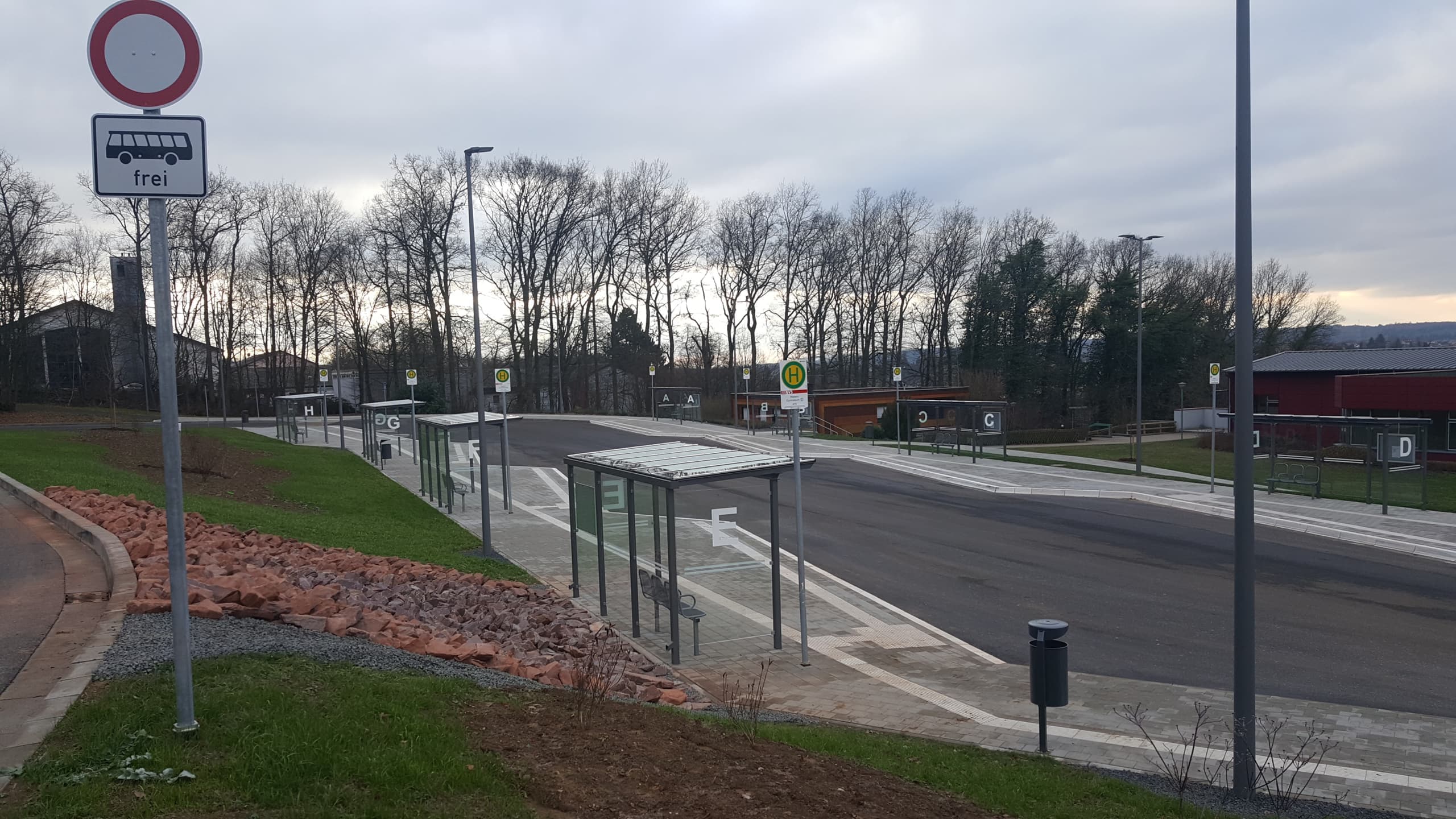 Umbau Busbahnhof Hochwaldgymnasium Wadern, Saarland – Projektbild 2